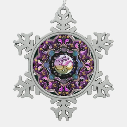 陰陽によってOMは曼荼羅のクリスマスのオーナメントがうろつきます スノーフレークピューターオーナメント (正面)
