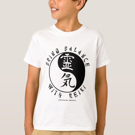 陰陽の霊気の漢字 Tシャツ (正面)