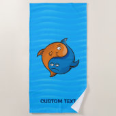 陰陽の魚のキャラクター ビーチタオル (正面)