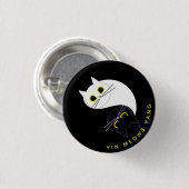 陰陽キャットバッジ – Zen & Sass Black & White Pin 缶バッジ (正面&裏面)