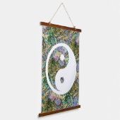 陰陽記号 – 無地の tattooデザイン2 吊り下げ型タペストリー (傾斜あり)