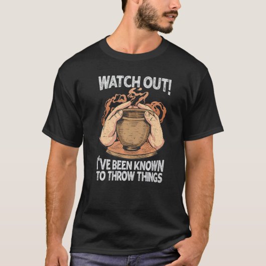 陶器を投げるのが知られている Tシャツ (正面)