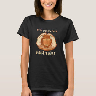 陶芸家 女性 窯 焼き物 陶器 アート Tシャツ