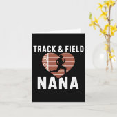 陸上競技の誇りあるアスリートおばあちゃんたち カード (黄色い花)