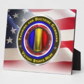 陸軍の訓練と教理の命令 フォトプラーク (側面)