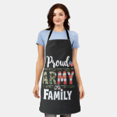 陸軍家族誇りを持ったアメリカ愛国的退役軍人の日 エプロン (着用した状態)