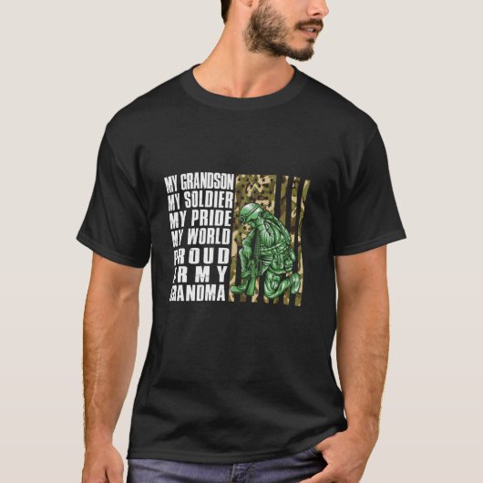 陸軍誇りを持ったおばあちゃん兵士の孫USAアメリカPa Tシャツ (正面)