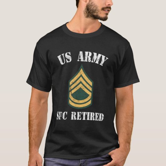 陸軍軍曹退職した一級軍隊退役軍人 Tシャツ (正面)