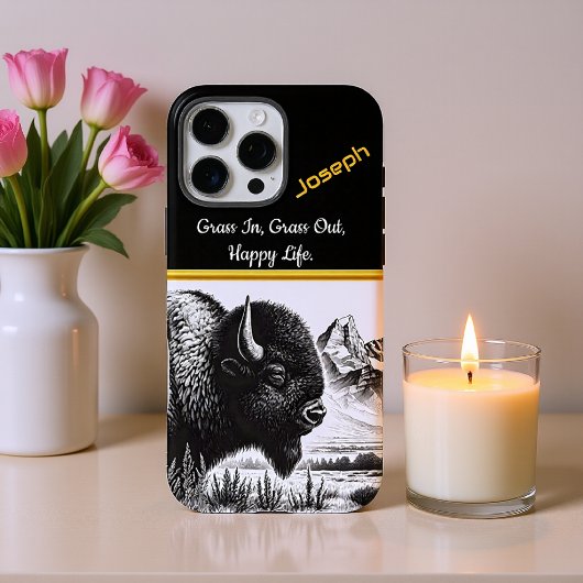険しい威厳のある山々の近くのバッファロー放牧 Case-Mate iPhoneケース