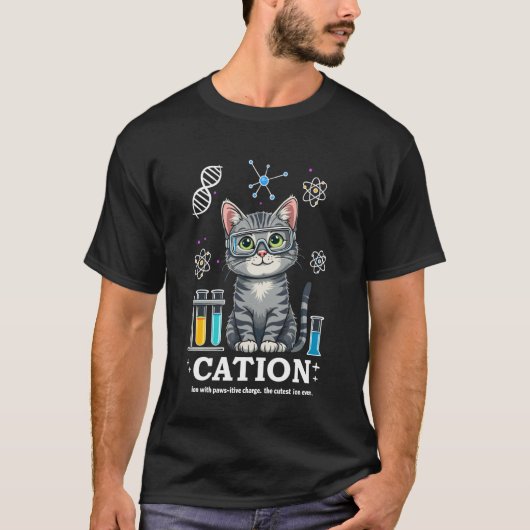 陽イオン猫化学者おもしろい科学ミーム猫化学者 Tシャツ (正面)