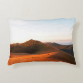 陽光威厳のあるの中のフィールド。ドラマチックで絵 アクセントクッション (正面)