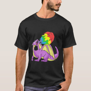 陽気でおもしろいなギフトを呼吸するドラゴンLGBTの火 Tシャツ