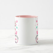 陽気でロマンチックなウサギが自転車に マグカップ (中央)