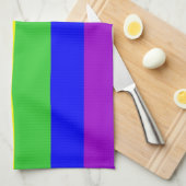 陽気で誇りを持ったな虹は旗を同性愛着色します キッチンタオル (四つ折り)