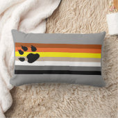 陽気なくまのプライドの旗の枕 ランバークッション (ブランケット)