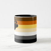 陽気なくまのプライドの旗 ツートーンマグカップ (中央)