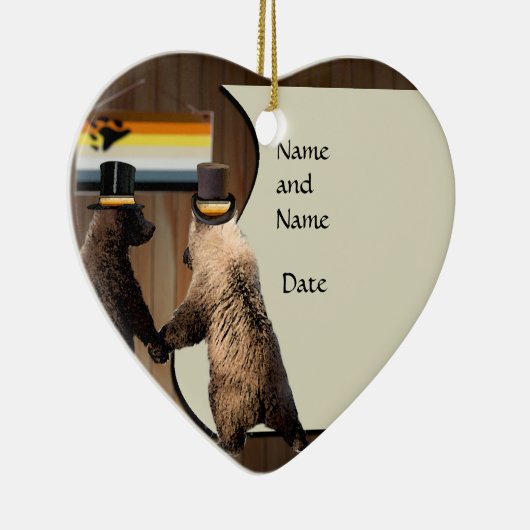 陽気なくまの結婚式または式のオーナメントの好意 セラミックオーナメント (右)