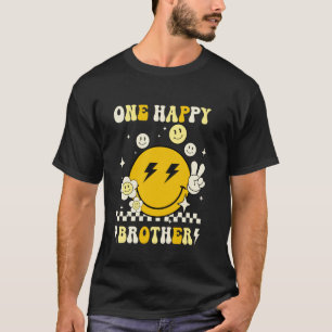 陽気なひとり幸せな兄弟スマイルフェイス誕生日ファミリ Tシャツ
