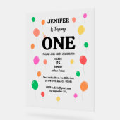 陽気なカラフルバルーン誕生日 アクリルサイン (傾斜)