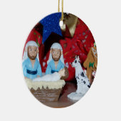 陽気な出生: 愛は神聖な家族を作ります セラミックオーナメント (右)