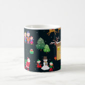 陽気な家族と雪の中のメリークリスマス コーヒーマグカップ (中央)