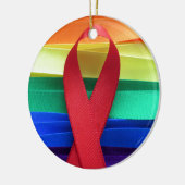 陽気な旗のエイズの認識度の赤いリボン セラミックオーナメント (左)