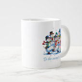 陽気に踊るユーモラスな雪だるまのクリスマス ジャンボコーヒーマグカップ (正面右)