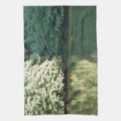 陽陽、暗い木と明るい木が湖に反射 キッチンタオル (縦)