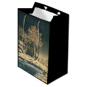 隅田川の冬の日 ミディアムペーパーバッグ (正面アングル)