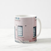 階段付き建物の写真 コーヒーマグカップ (正面右)