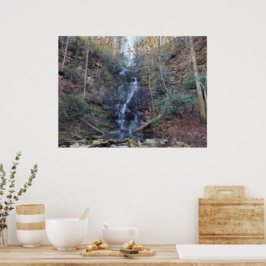 隠れた森の滝 ポスター (キッチン)
