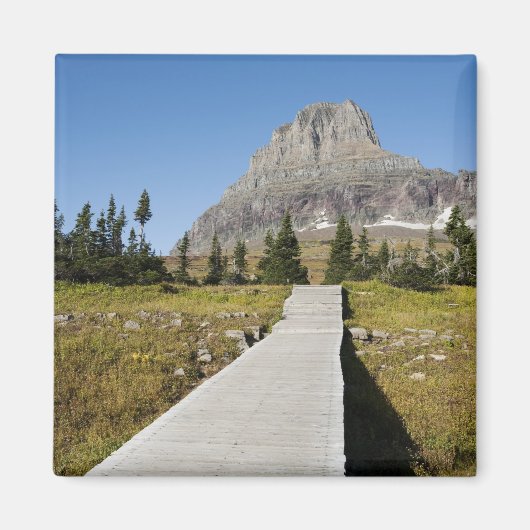 隠れた湖の景色への道 マグネット (正面)