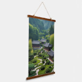 「隠れた谷に逃げる – 自然と伝統 吊り下げ型タペストリー (傾斜あり)