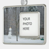 隣人の雪だるま冬の雪景色 シルバープレートフレームオーナメント (左)