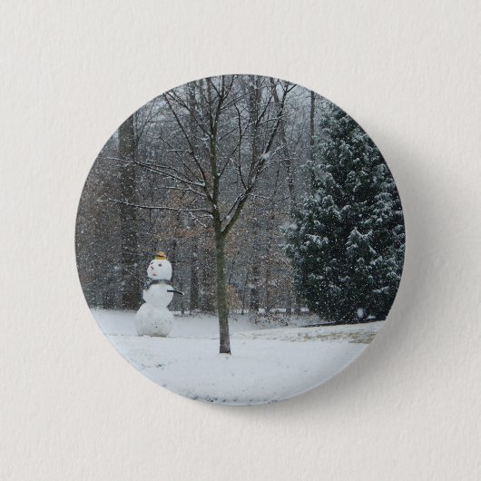 隣人の雪だるま冬の雪景色 缶バッジ (正面)