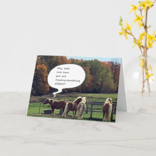 隣人の馬があなたを願**ハッピーバースデー** カード (黄色い花)