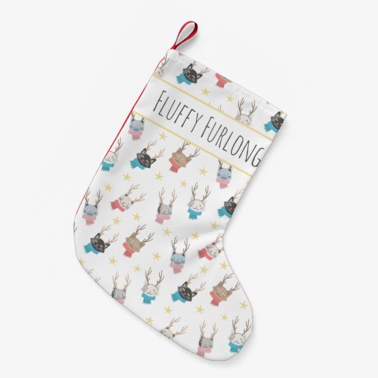 〔雄ジカの〕枝角の休日の猫たちカスタム スモールクリスマスストッキング (正面 (吊り時))