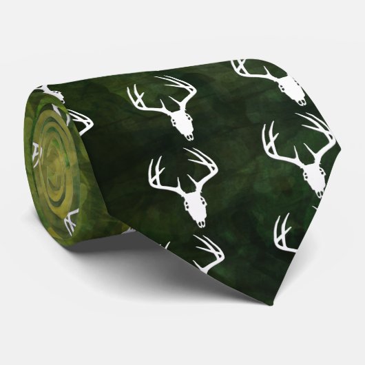 (雄ジカの)枝角を搭載するシカの狩りのスカル ネクタイ (ロール)