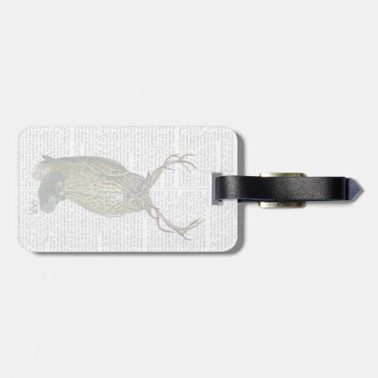 (雄ジカの)枝角を搭載するフクロウは2つを嘆きます ラゲッジタグ (裏面横)