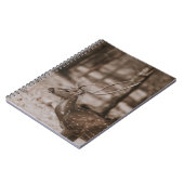 〔雄ジカの〕枝角付き鹿 ノートブック (左側)