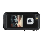 雄大なるドライブ LifeProof iPhoneケース (裏面横)