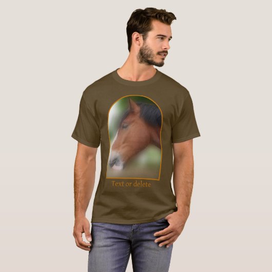 雄大なシャイア種の馬 パーソナライズデザイン Tシャツ (正面フル)