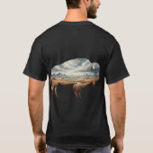 雄大なバイソンシルエット 山峡の森 Tシャツ (裏面)