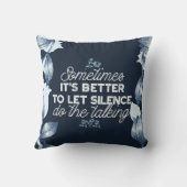 雄弁な沈黙は穏やかな装飾の芸術を引用 クッション (裏面)