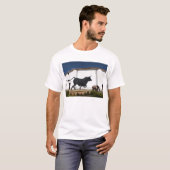 雄牛とスペイン馬の像 Tシャツ (正面フル)
