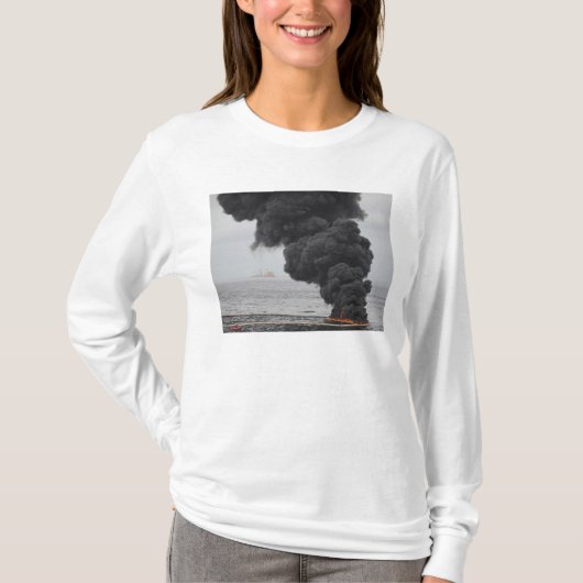 集合した濃縮油火傷 Tシャツ (正面)