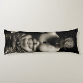 雌やる気を起こさせるフィットネス ボディピロー (裏面)