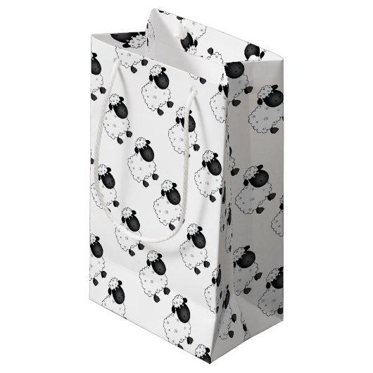 雌ヒツジのためのベビーのヒツジ スモールペーパーバッグ (正面アングル)