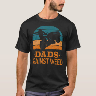 雑草に反対するお父さん 雑草抜き 庭いじり 芝刈り 面白い Tシャツ