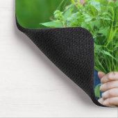 雑草の一握りの少女 マウスパッド (コーナー)